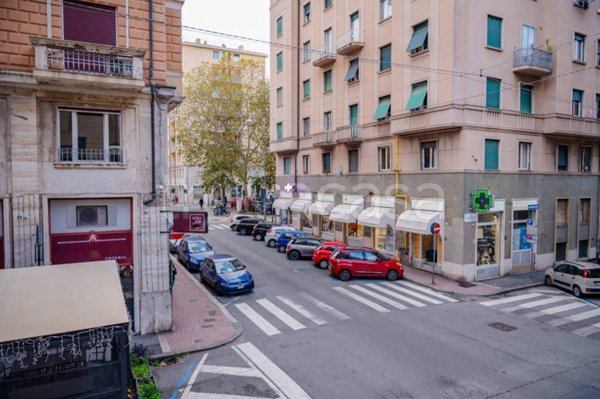 appartamento in vendita a Genova in zona Foce