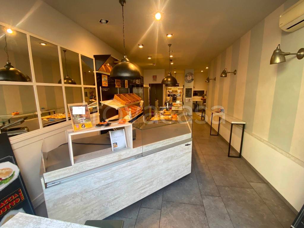 negozio in vendita a Genova in zona San Martino