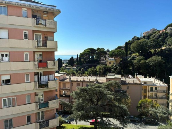 appartamento in vendita a Genova in zona Pegli