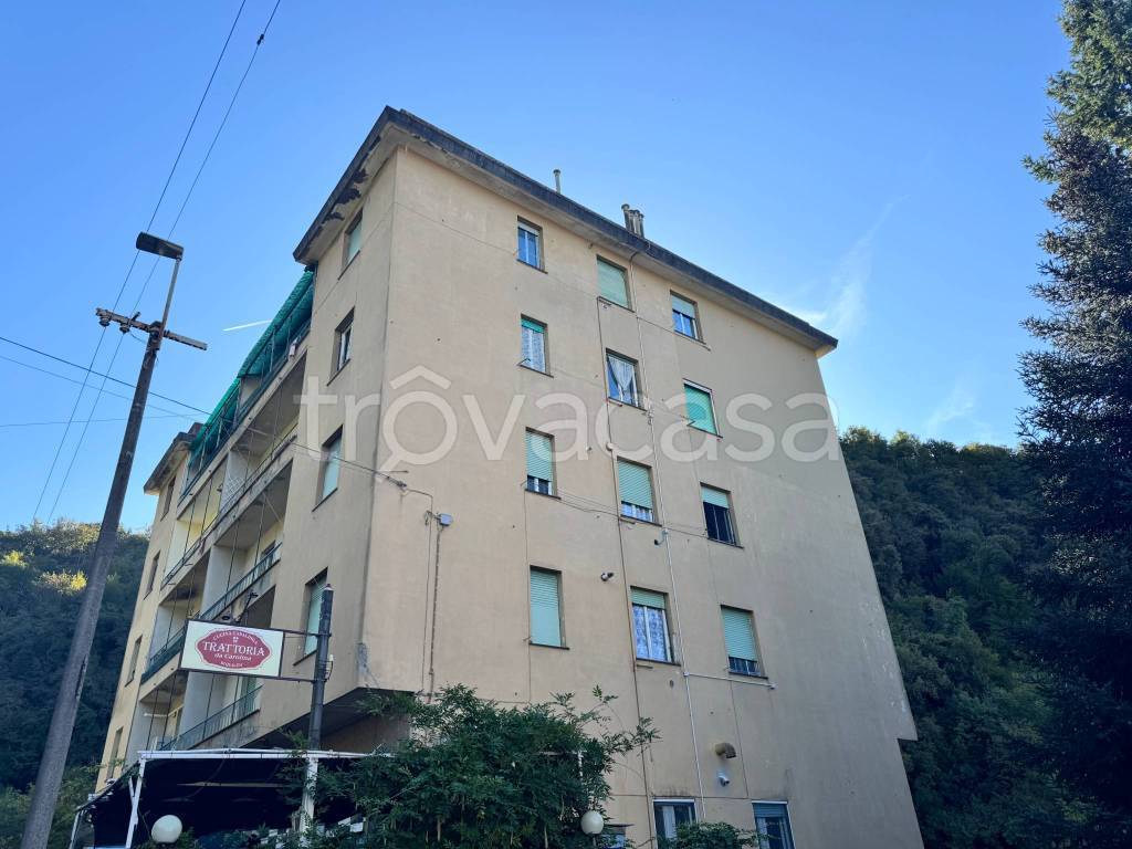 appartamento in vendita a Genova in zona Struppa
