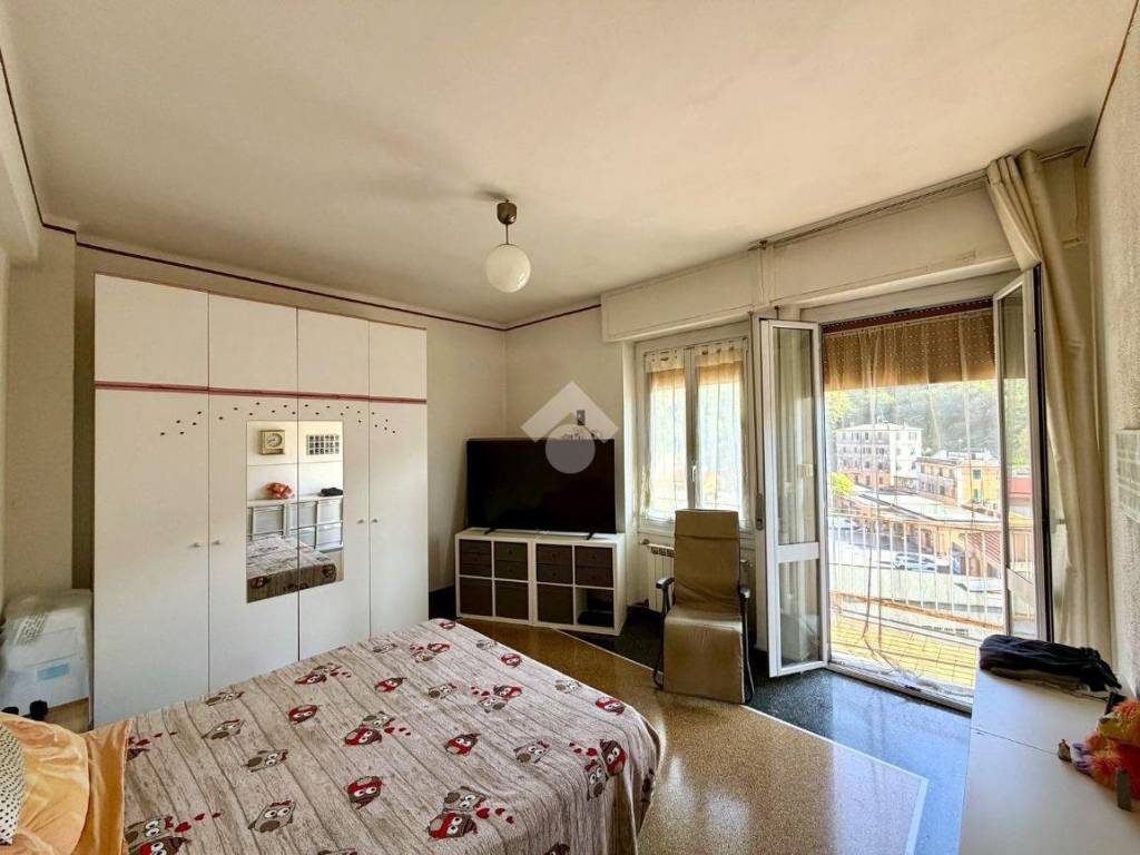 appartamento in vendita a Genova in zona Rivarolo