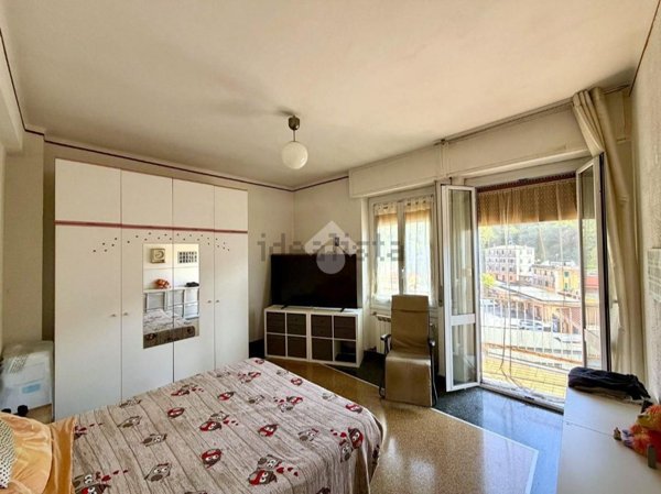 appartamento in vendita a Genova in zona Rivarolo