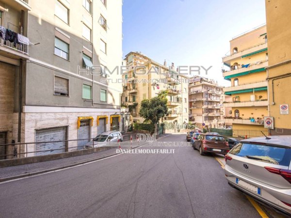 appartamento in vendita a Genova in zona San Martino
