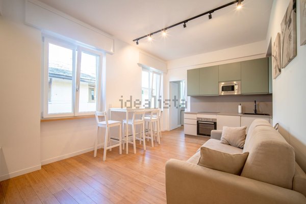 appartamento in vendita a Genova in zona Sottoripa / Maddalena / Molo