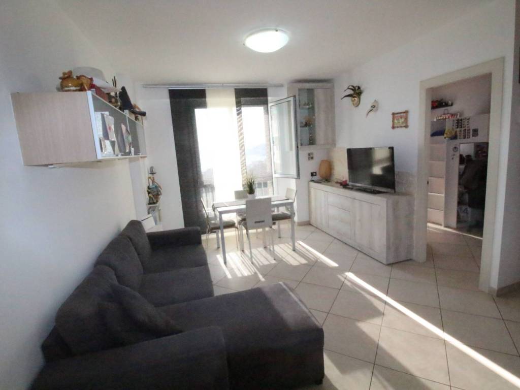 appartamento in vendita a Genova in zona Palmaro / Pra'