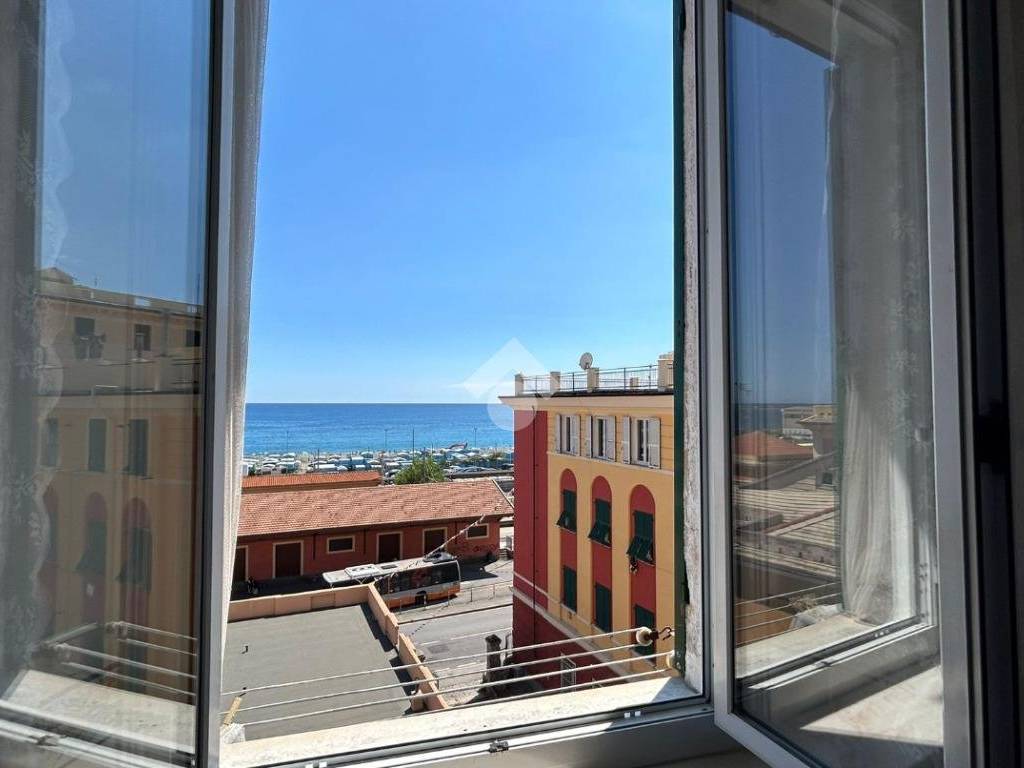appartamento in vendita a Genova in zona Voltri