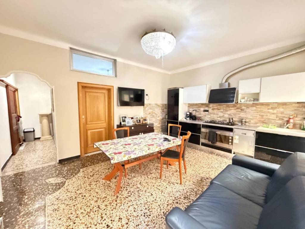 appartamento in vendita a Genova in zona Cornigliano