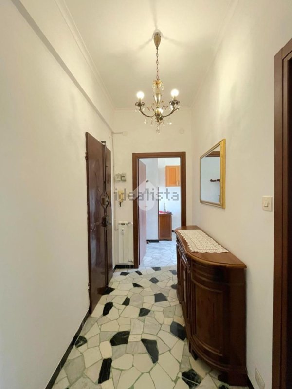 appartamento in vendita a Genova in zona Oregina
