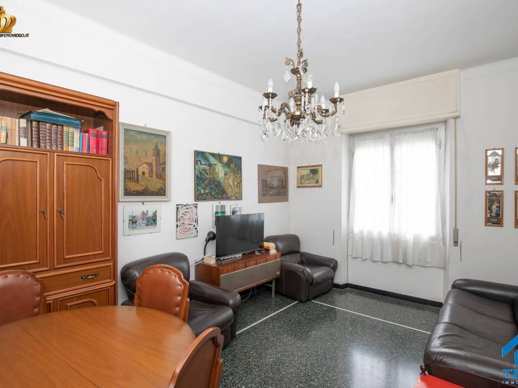 appartamento in vendita a Genova in zona Palmaro / Pra'