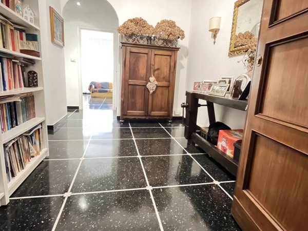 appartamento in vendita a Genova in zona Marassi