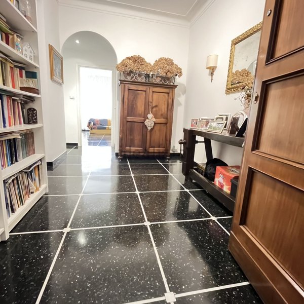 appartamento in vendita a Genova in zona Marassi
