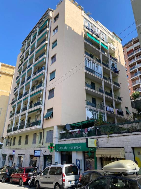 appartamento in vendita a Genova in zona Sampierdarena
