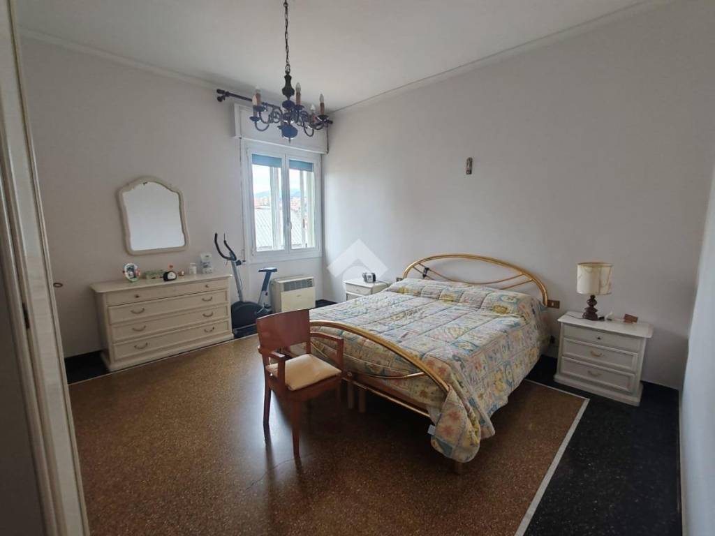 appartamento in vendita a Genova in zona Sampierdarena