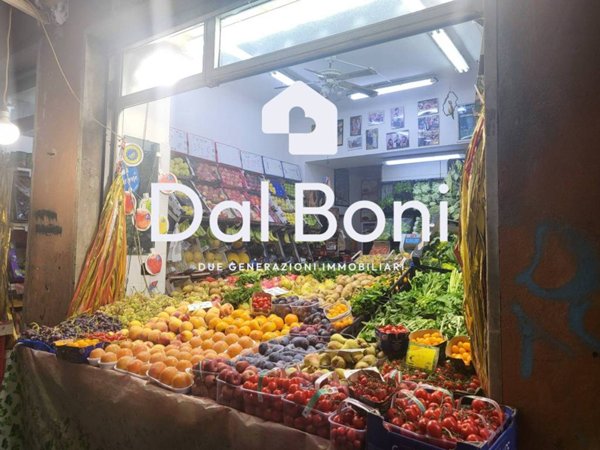 negozio in vendita a Genova in zona Centro Storico