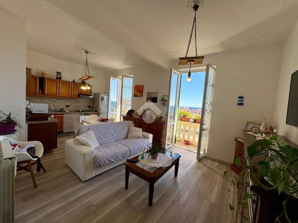 appartamento in vendita a Genova in zona Cornigliano