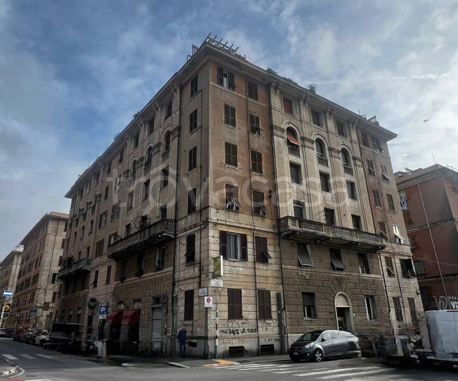 appartamento in vendita a Genova in zona Marassi