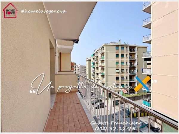 appartamento in vendita a Genova in zona Sampierdarena