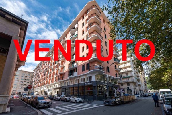 appartamento in vendita a Genova in zona Foce