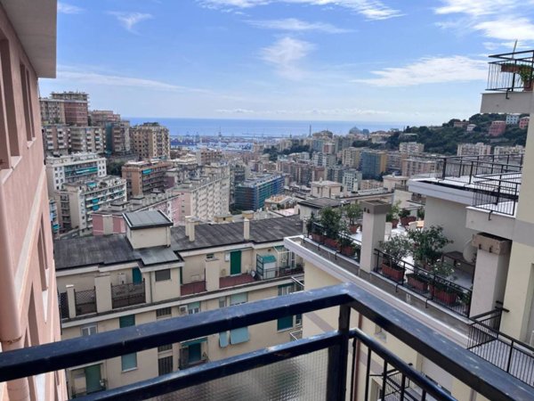 appartamento in vendita a Genova in zona Oregina