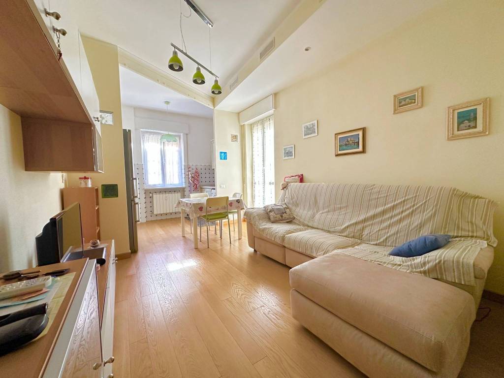appartamento in vendita a Genova in zona Pontedecimo