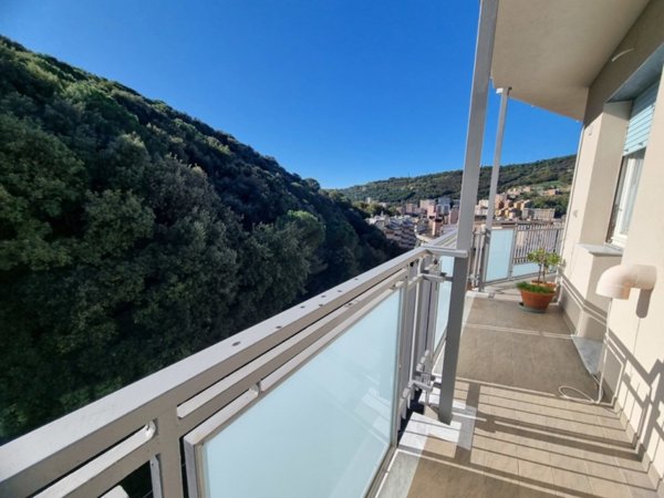 appartamento in vendita a Genova in zona Marassi