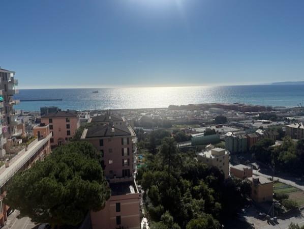 appartamento in vendita a Genova in zona Palmaro / Pra'