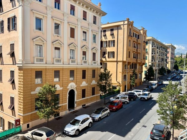 appartamento in vendita a Genova in zona Albaro