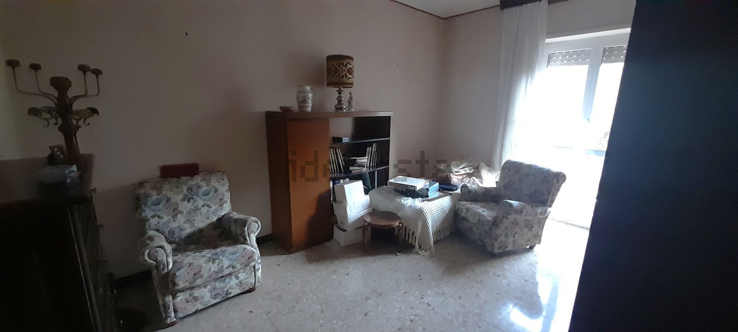 appartamento in vendita a Genova in zona Sampierdarena