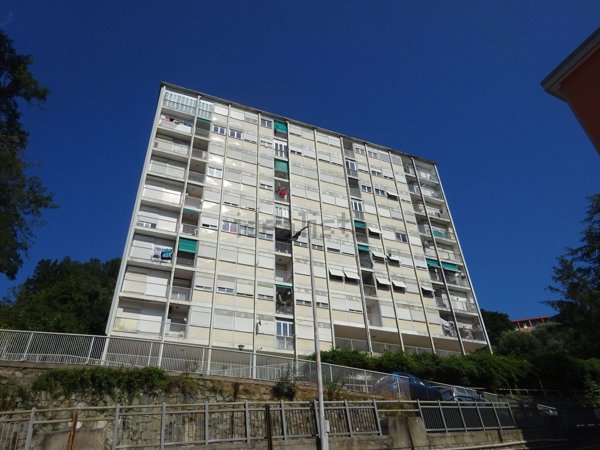 appartamento in vendita a Genova in zona Palmaro / Pra'