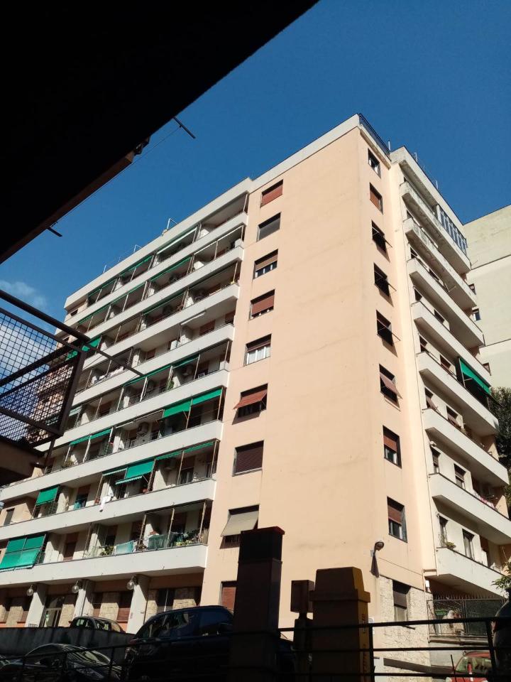 appartamento in vendita a Genova in zona Staglieno