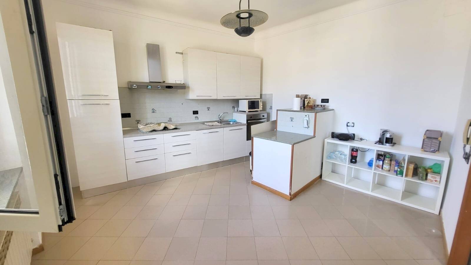 appartamento in vendita a Genova in zona Sampierdarena