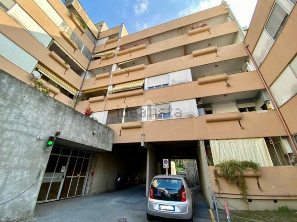 appartamento in vendita a Genova in zona Struppa