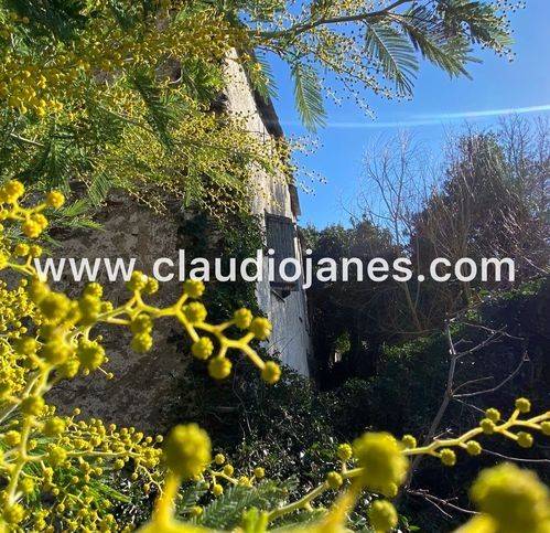 casa indipendente in vendita a Genova in zona Crevari