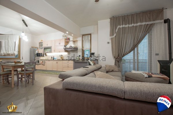 appartamento in vendita a Genova in zona Sestri Ponente