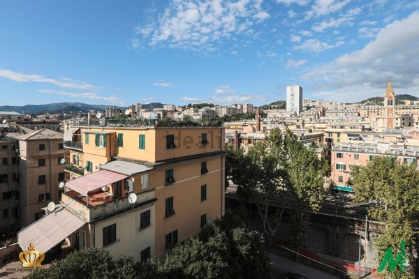 appartamento in vendita a Genova in zona Sampierdarena