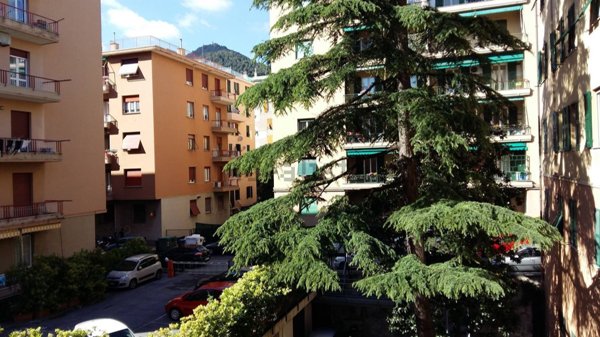appartamento in vendita a Genova in zona Sestri Ponente