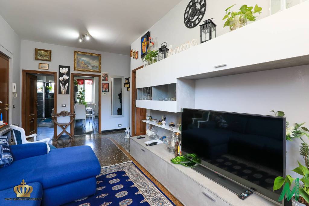 appartamento in vendita a Genova in zona Staglieno