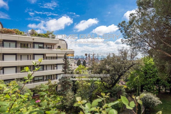 appartamento in vendita a Genova in zona Castelletto