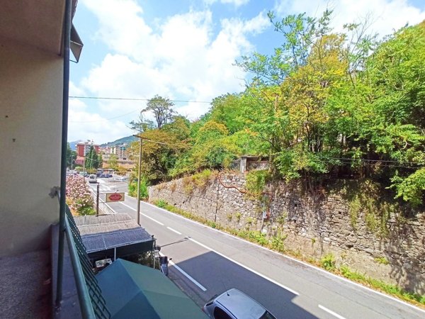 appartamento in vendita a Genova in zona Struppa