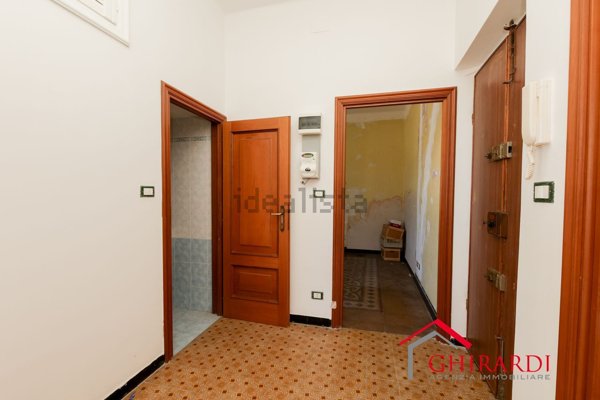 appartamento in vendita a Genova in zona Sampierdarena