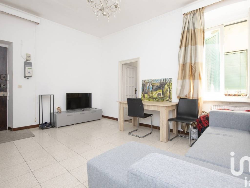 appartamento in vendita a Genova in zona Marassi