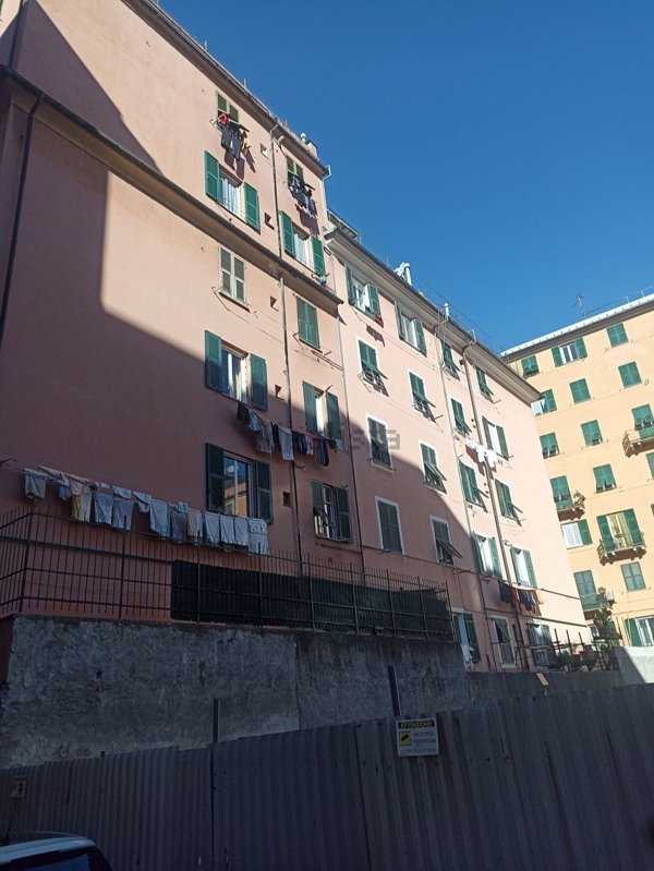 appartamento in vendita a Genova in zona Sampierdarena