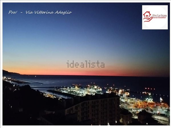 appartamento in vendita a Genova in zona Palmaro / Pra'