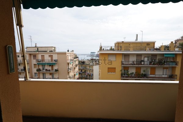 appartamento in vendita a Genova in zona Pegli