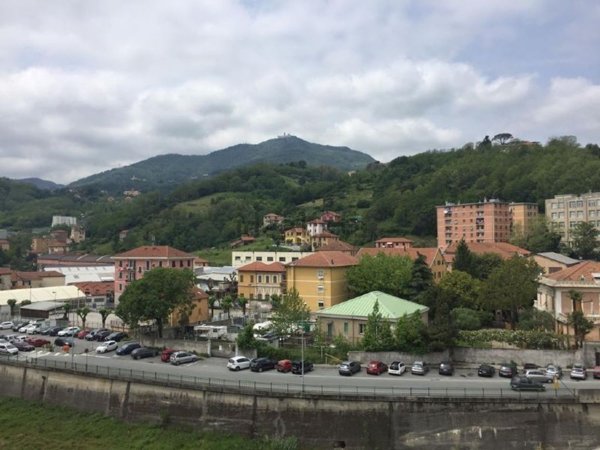 appartamento in vendita a Genova in zona Pontedecimo