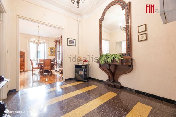 appartamento in vendita a Genova in zona Albaro