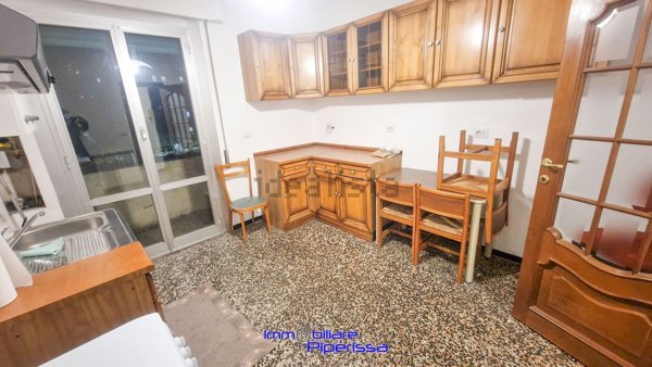 appartamento in vendita a Genova in zona Molassana