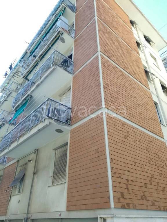 appartamento in vendita a Genova in zona Rivarolo