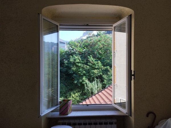 appartamento in vendita a Genova in zona Palmaro / Pra'