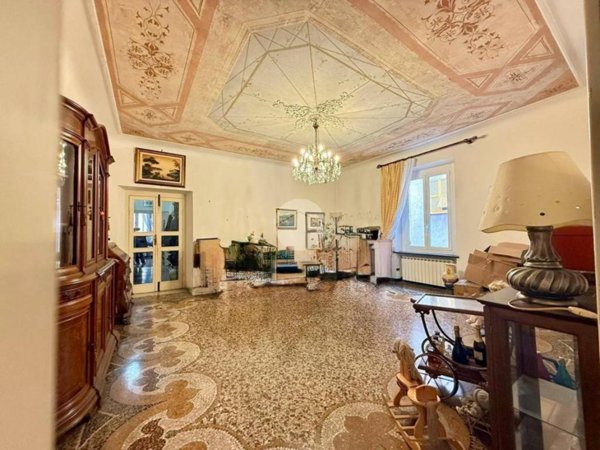 appartamento in vendita a Genova in zona Sampierdarena